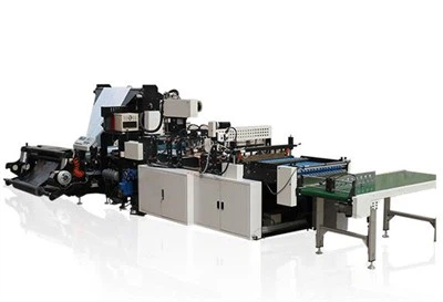 Machine de fabrication de sacs de courrier